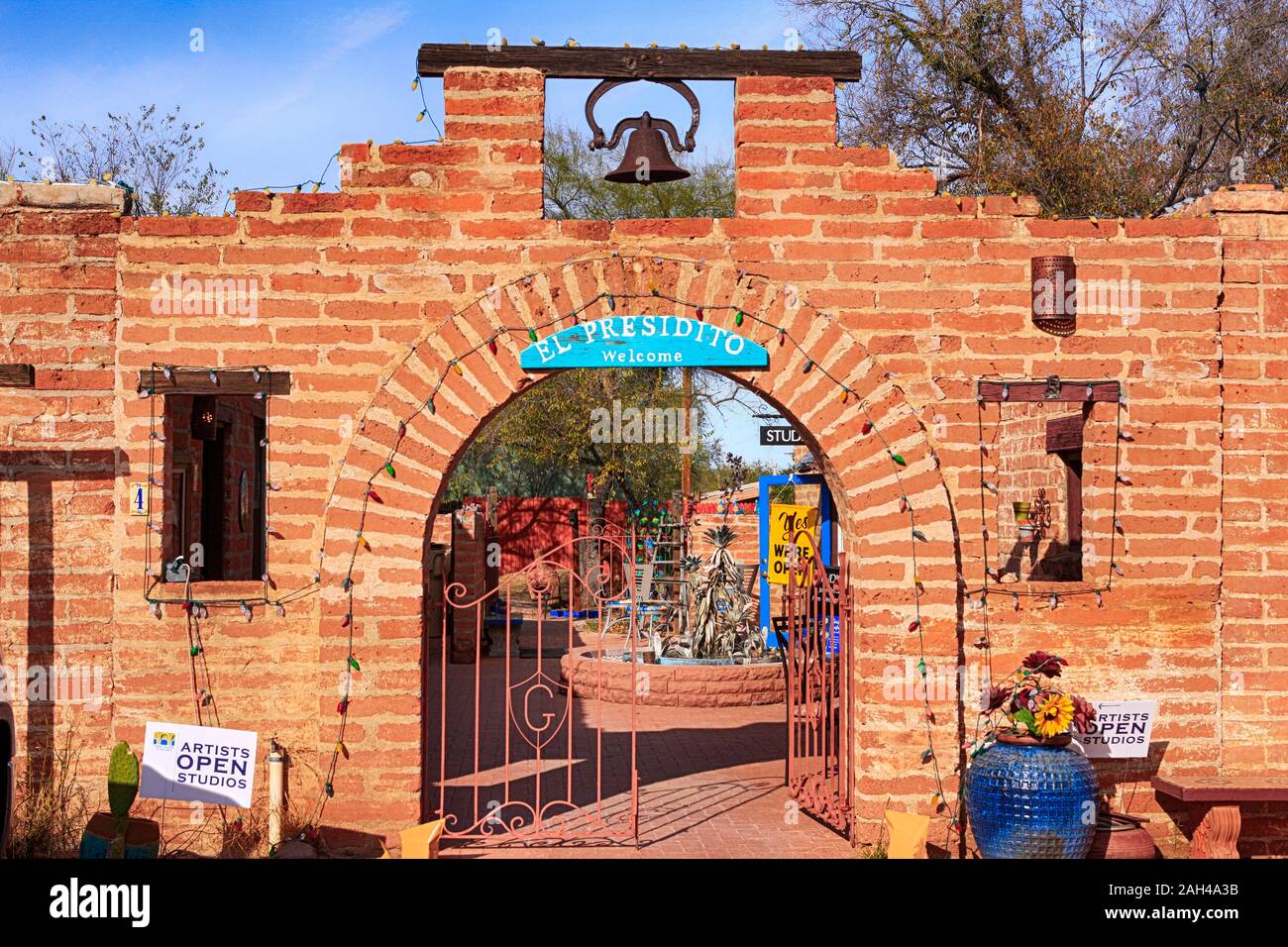 Entrée de l'École des Beaux Arts de Tubac et ateliers d'artistes dans Tubac, Arizona Banque D'Images