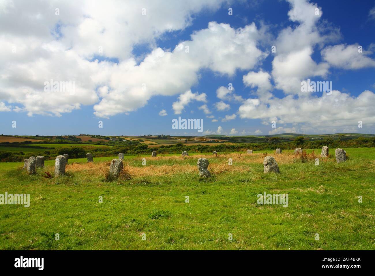 Merry Maidens Stone Circle sous le soleil d'après-midi d'été. Cornwall, Angleterre, Royaume-Uni. Banque D'Images