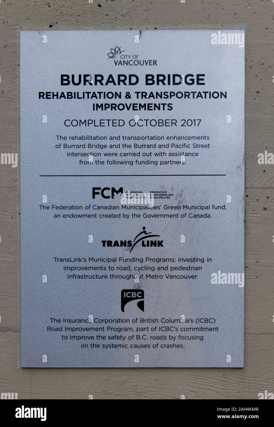 Vancouver, Canada - Octobre 7,2019 : une vue de panneau "pont Burrard' pendant la grève du climat sur pont Burrard à Vancouver Banque D'Images