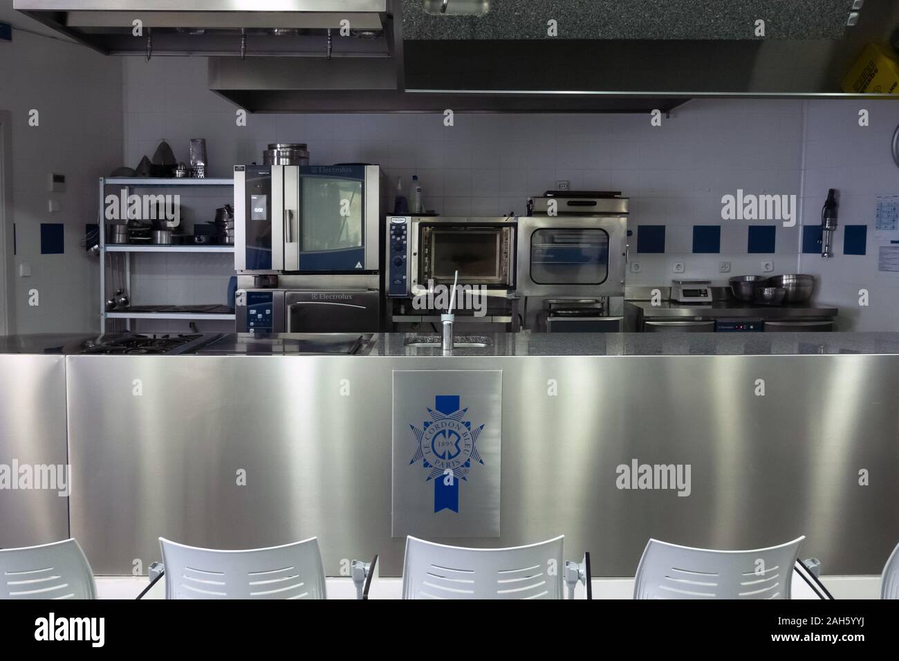 MADRID, ESPAGNE - Décembre 2019 : Le Cordon Bleu est l'une des meilleures cuisines et de l'école culinaire. C'est une partie de l'université Francisco de Vitoria, où e Banque D'Images