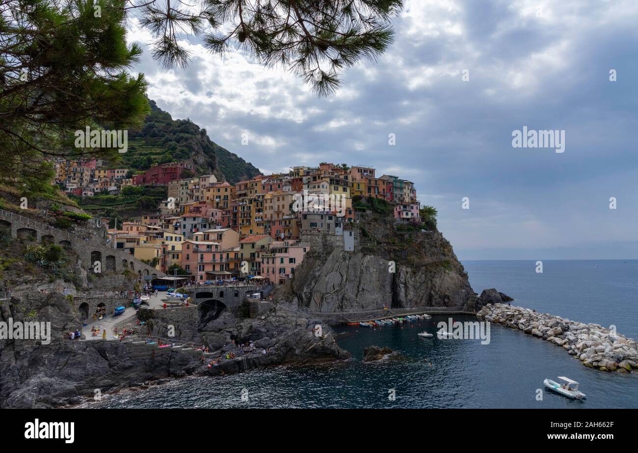 Vernazza, un village de Cinque Terre, Italie Banque D'Images