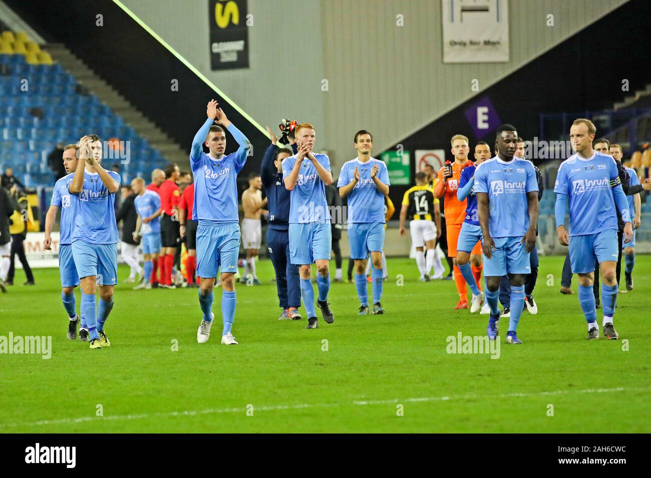 17-12-2019: Voetbal: Vitesse v Odin 59: Arnhem L-r: Lars Boekel d'Odin '59,Dustin Mijnders d'Odin '59,Mart Willemse d'Odin '59,Sietse Brandsma d'Odin '59,Milo Cremers (aanvoerder),Joost Mecader d'Odin '59,Al Moukkeeper d'Odin '59,Ahmed de Odin '59,59,Odin 'Odin 'Odin 'Odin 'Odin 'Odin 'Odin 'Odin 'Odin ' ,Milo Sheffer 'Odin Banque D'Images