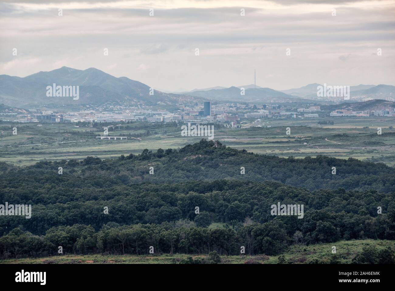 Vues de l'intérieur de la zone démilitarisée Banque D'Images