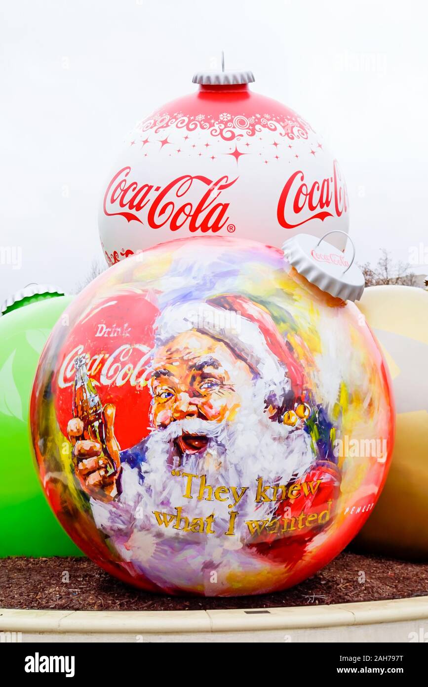 ATLANTA, GA, USA - Décembre 04 : Le Monde de Coca-Cola à Pemberton Place est un musée consacré à l'histoire de Coca-Cola, une célèbre boisson gazeuse Banque D'Images