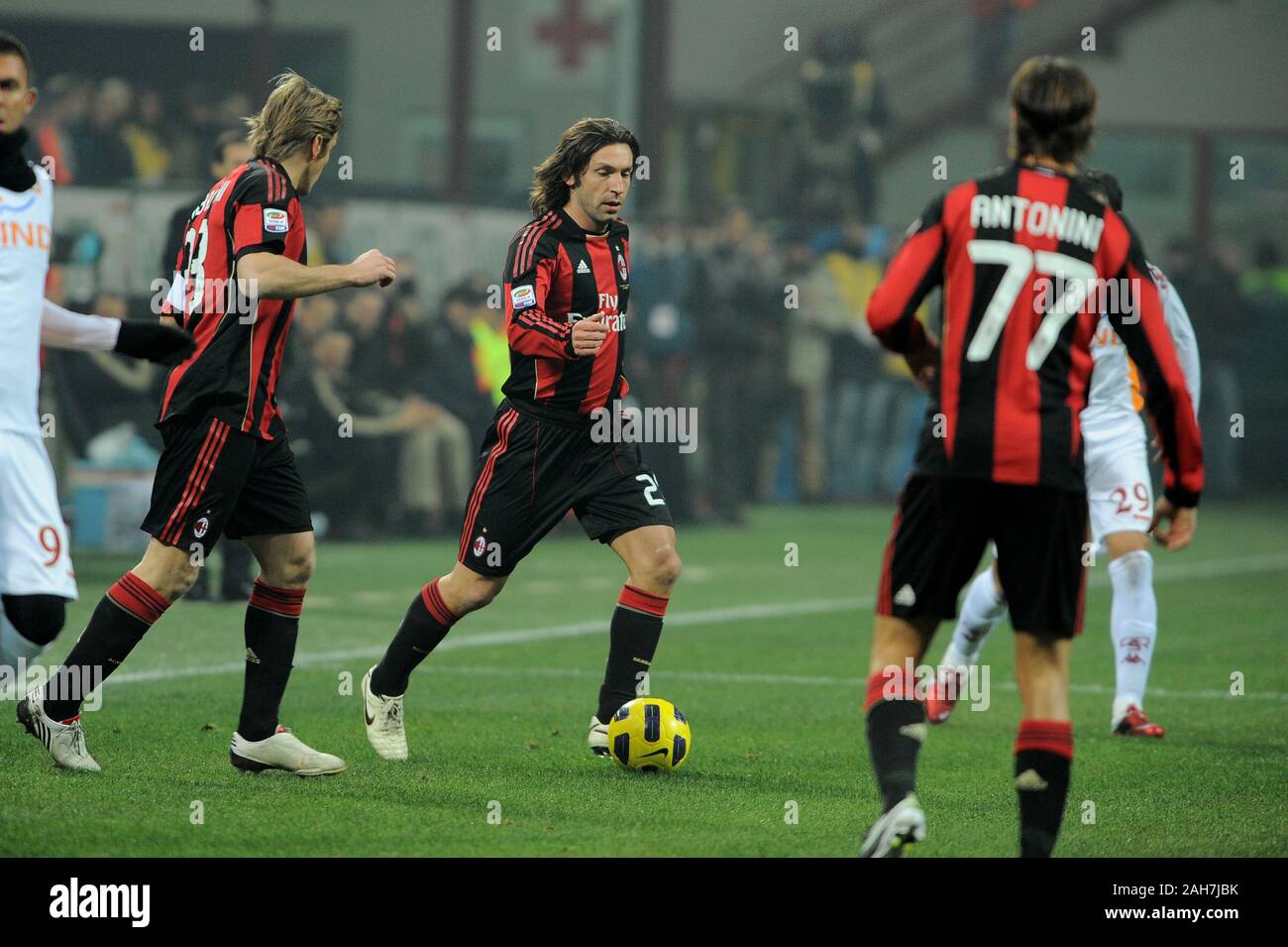 Italie Milan, 18 décembre 2010, 'G.Meazza San Siro Stadium ',Campionato di Calcio Série A 2010/2011, l'AC Milan-AS Roma : Andrea Pirlo pendant le match Banque D'Images