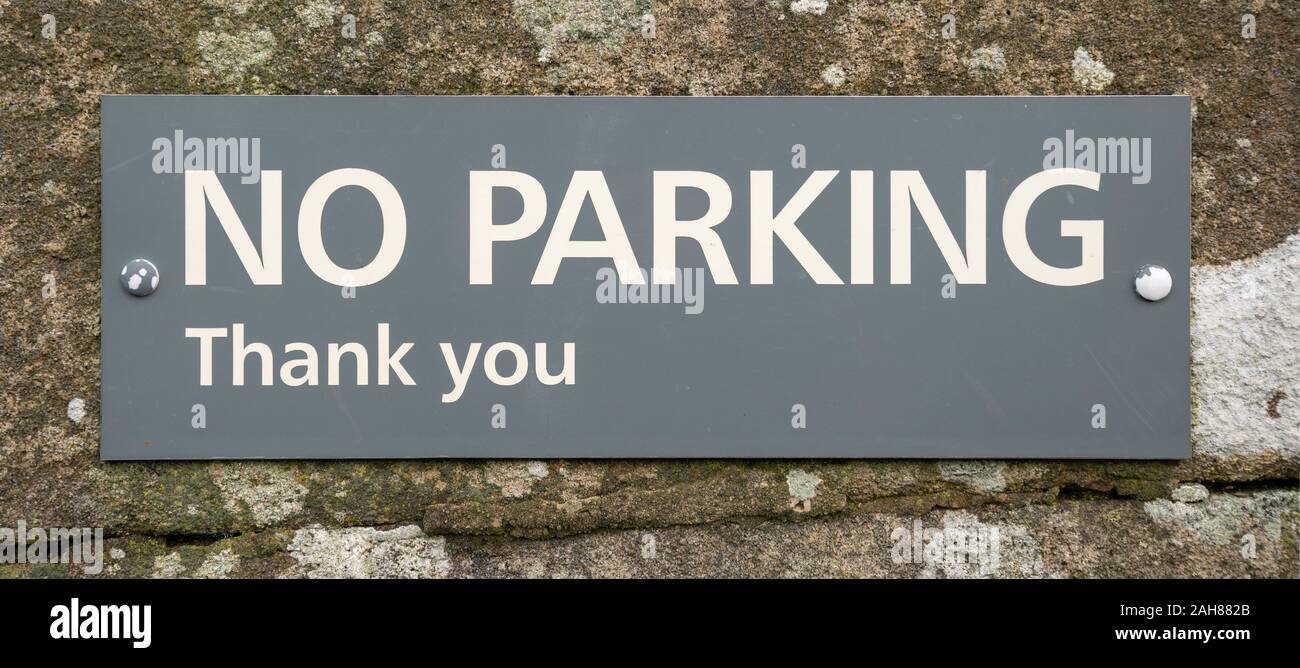 Poli no parking sign, Angleterre, Royaume-Uni Banque D'Images Poli no parking sign, Angleterre, Royaume-Uni Banque D'Images