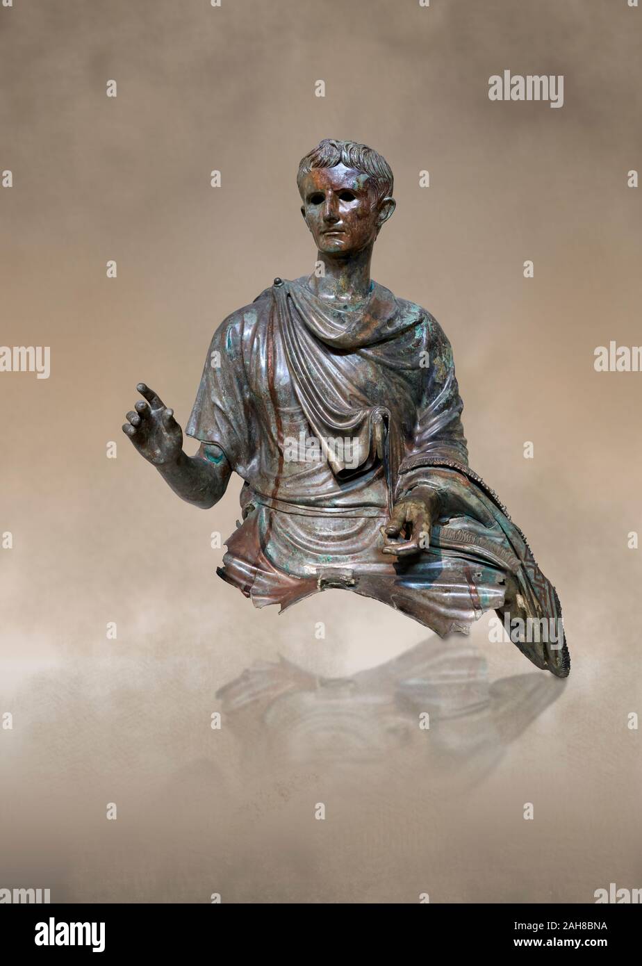 Fragment de statue de bronze romain de l'empereur Auguste, vers 12-10 av. J.-C., trouvés dans la mer Égée de l'île d'Eubée, Musée archéologique d'Athènes Banque D'Images
