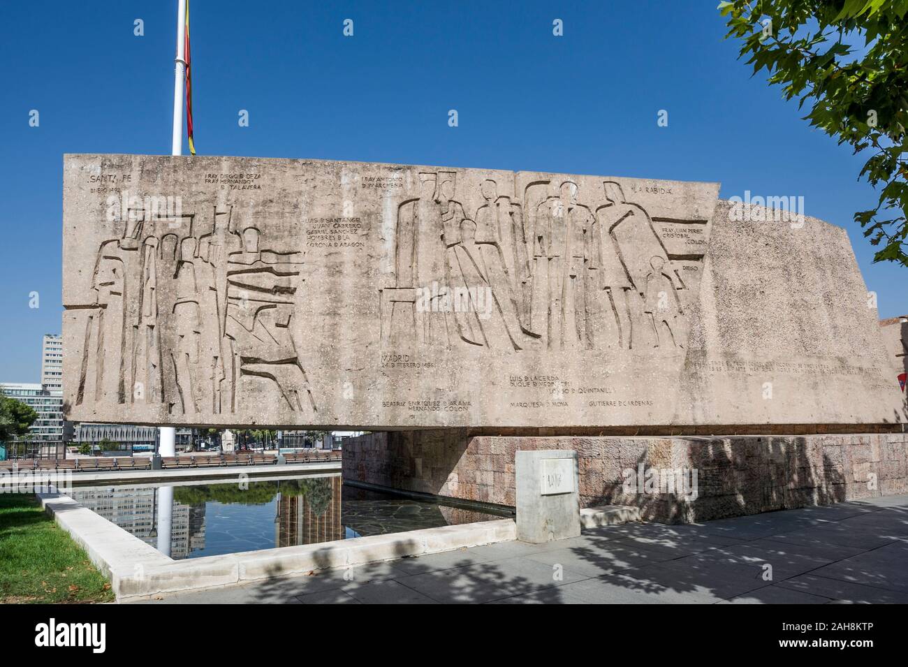 Monument de la découverte de l'Amérique par Joaquín Vaquero Turcios à Jardines del Descubrimiento park à la place Plaza de Colón, Madrid, Espagne Banque D'Images