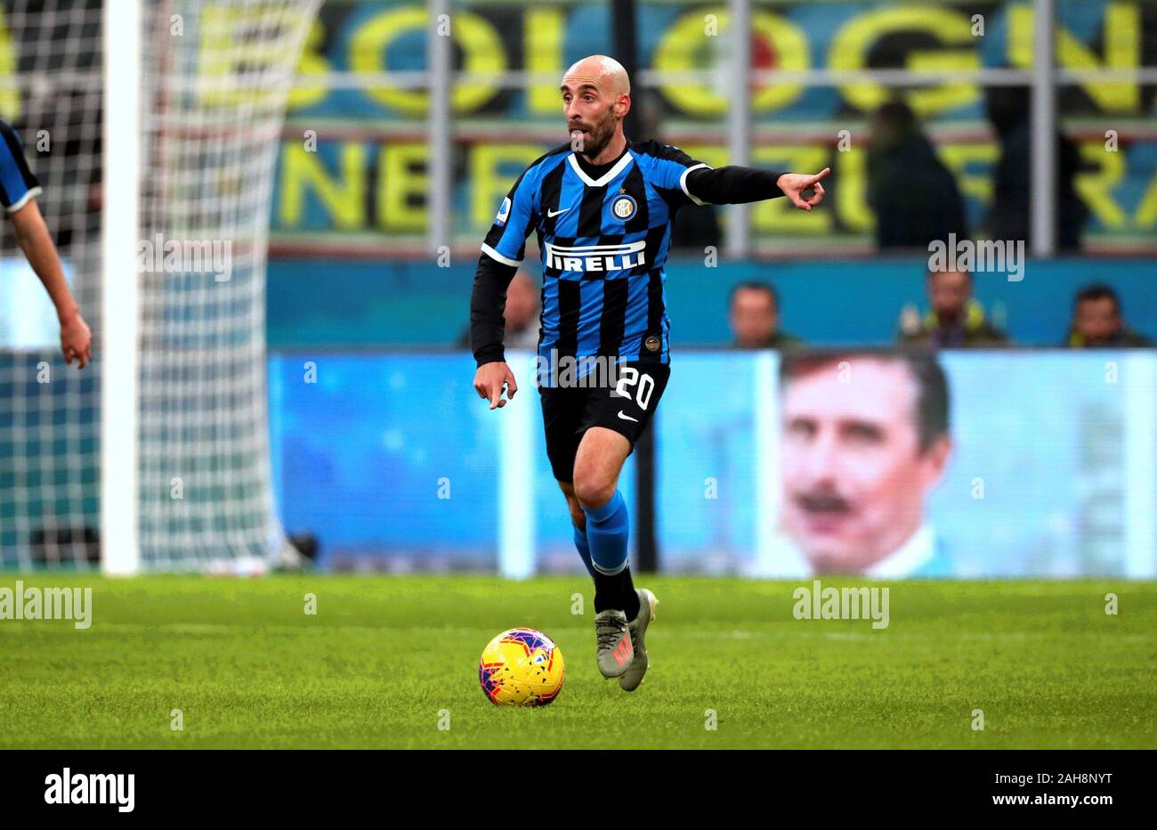 Milan, ITALIE - 06 décembre 2019: Borja Valero en action pendant la série A 2019/2020 INTER / ROMA au stade San Siro. Banque D'Images