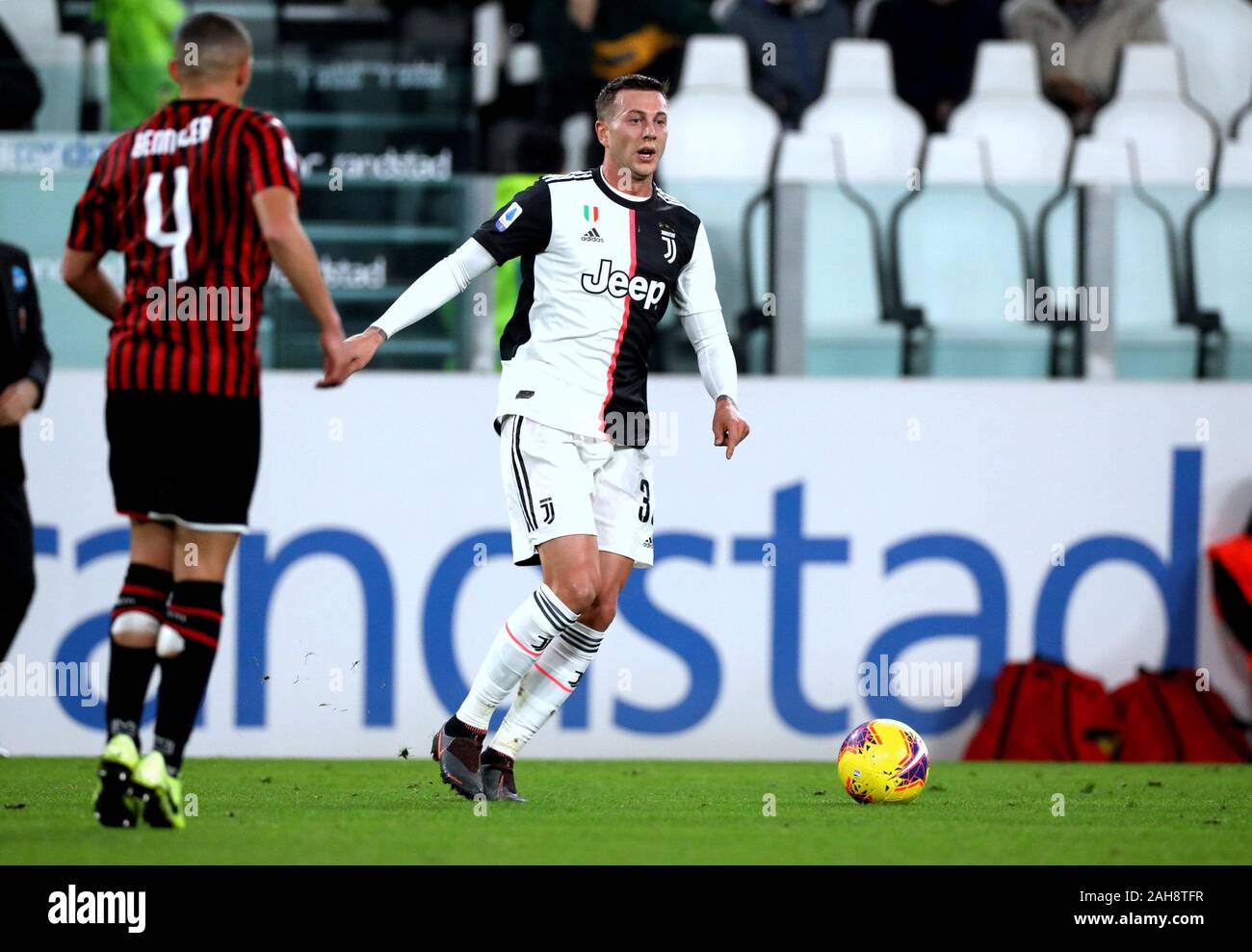 Turin, ITALIE - 10 novembre 2019: Federico Bernardeschi en action pendant la série A 2019/2020 JUVENTUS / MILAN au stade Allianz. Banque D'Images