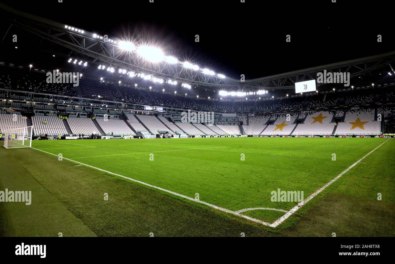 Turin, ITALIE - 10 novembre 2019: Vue générale à l'intérieur du stade avant la Serie A 2019/2020 JUVENTUS / MILAN au stade Allianz. Banque D'Images