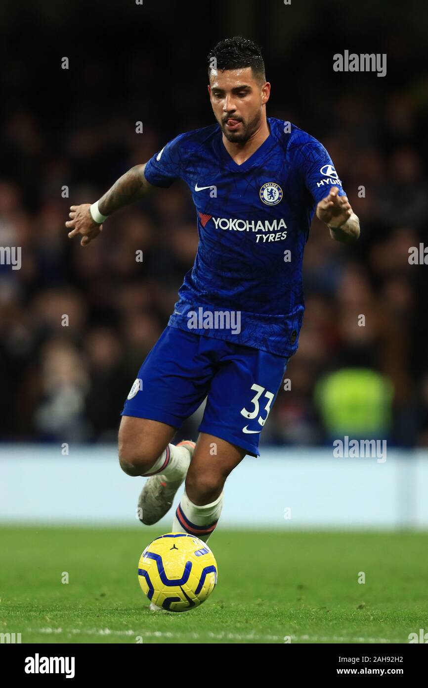 Londres, ANGLETERRE - 26 décembre Chelsea's Emerson Palmieri au cours de la Premier League match entre Southampton et Chelsea à Stamford Bridge, Londres jeudi 26 décembre 2019. (Crédit : Leila Coker | MI News ) photographie peut uniquement être utilisé pour les journaux et/ou magazines fins éditoriales, licence requise pour l'usage commercial Crédit : MI News & Sport /Alamy Live News Banque D'Images