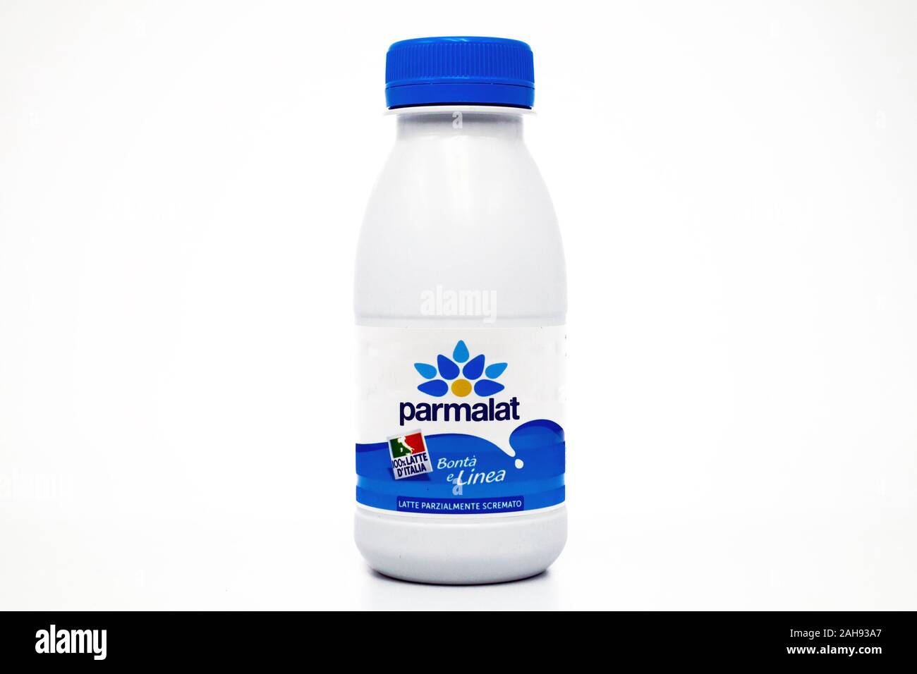 L'italien Parmalat à faible teneur en matières grasses du lait pasteurisé Banque D'Images