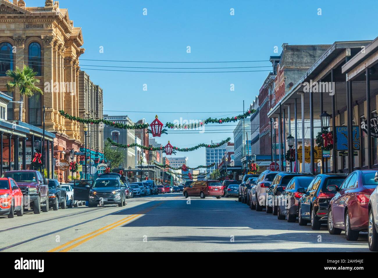 Le Strand, célèbre street dans le centre-ville historique de Galveston, Texas, à Noël. Banque D'Images