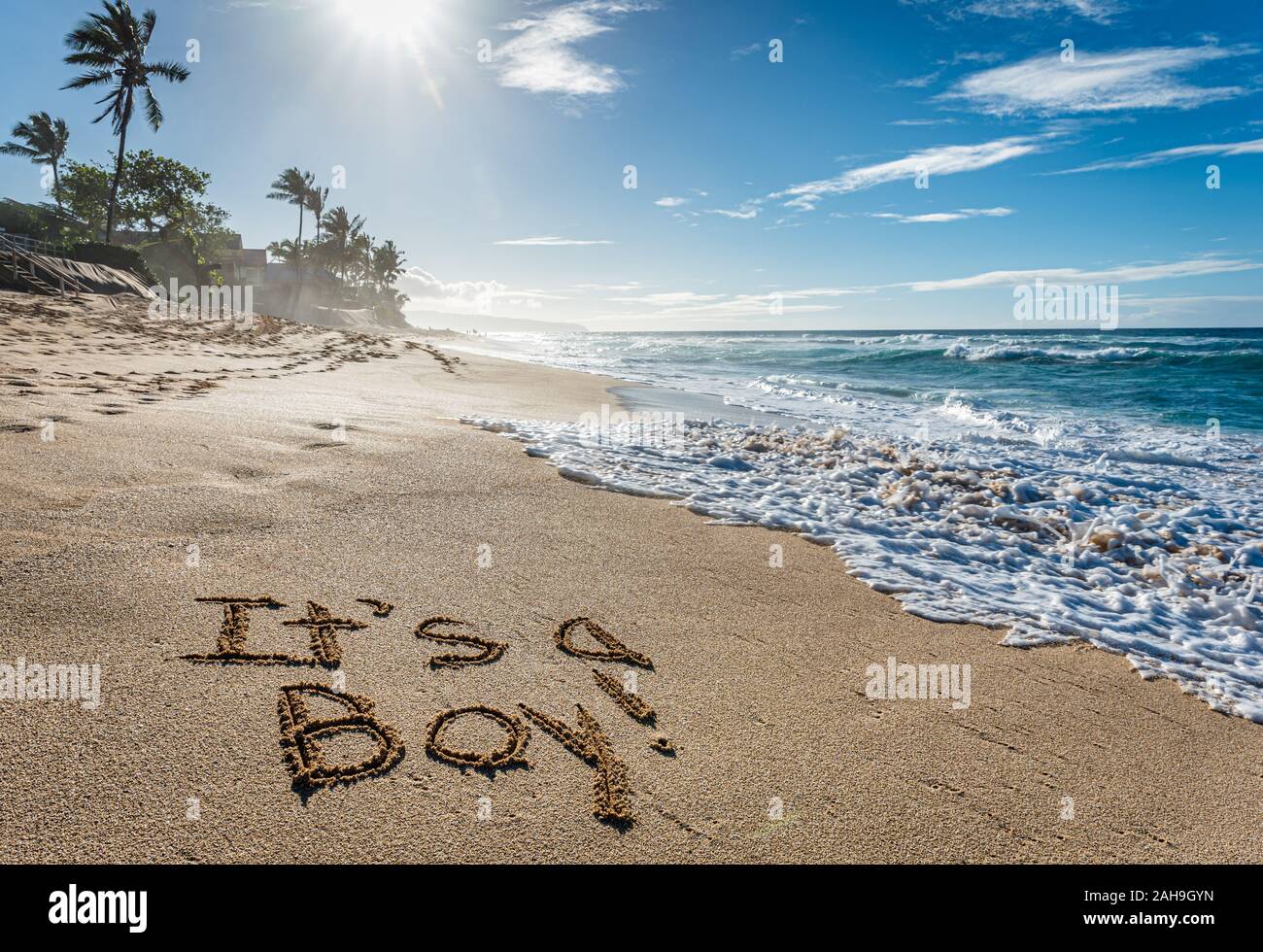 Annonce De Grossesse Sur La Plage Chapeau Bebe A Bord Photo Stock Alamy