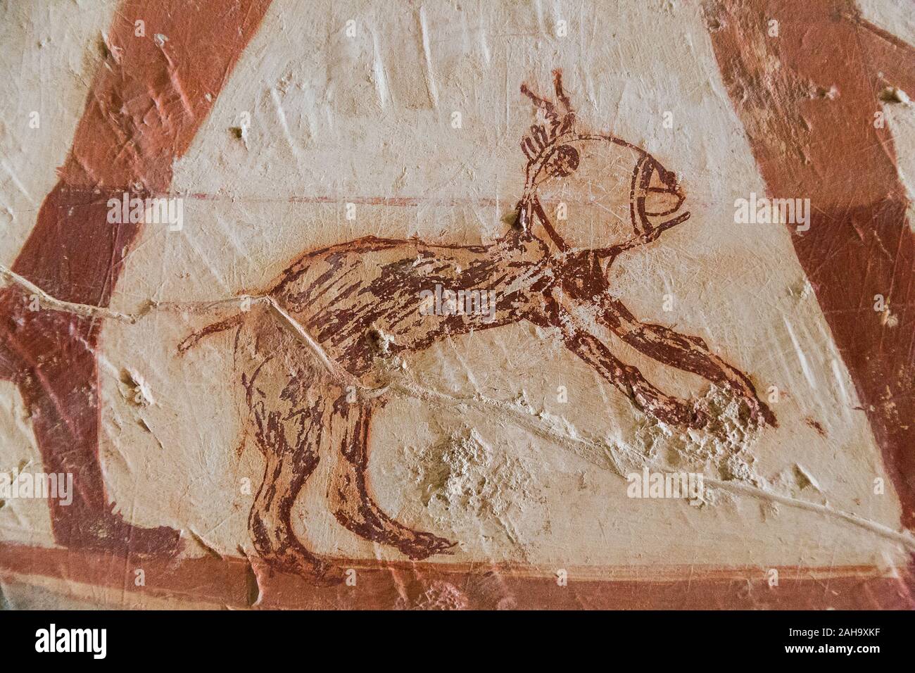 UNESCO World Heritage, Thèbes en Egypte, la vallée des Nobles, tombe de Userhat (numéro 56). Un étrange graffito (un chien ?) sur une scène de pêche classique. Banque D'Images