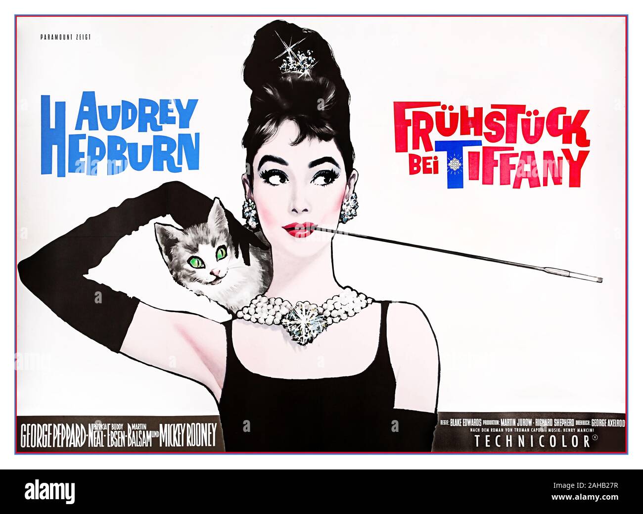 Affiche de film Film allemand de 'Breakfast At Tiffany's" (1961). L'artiste allemand Bruno Rehak adapté le Robert McGinnis American poster design, mais avec la tête et les épaules plutôt que de l'image pleine longueur d'Audrey Hepburn.Aussi avec George Peppard Patricia Neal Buddy Ebsen Martin Balsam Mickey Rooney réalisé par George Axelrod Banque D'Images