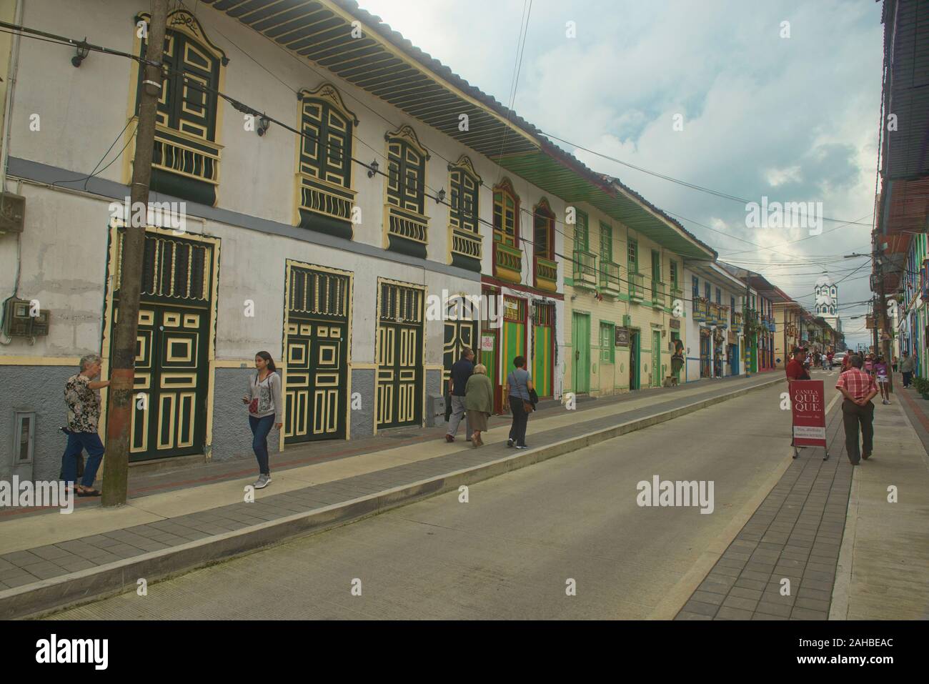 L'architecture coloniale colorée à Filandia dans la Zona Cafetera, Colombie Banque D'Images