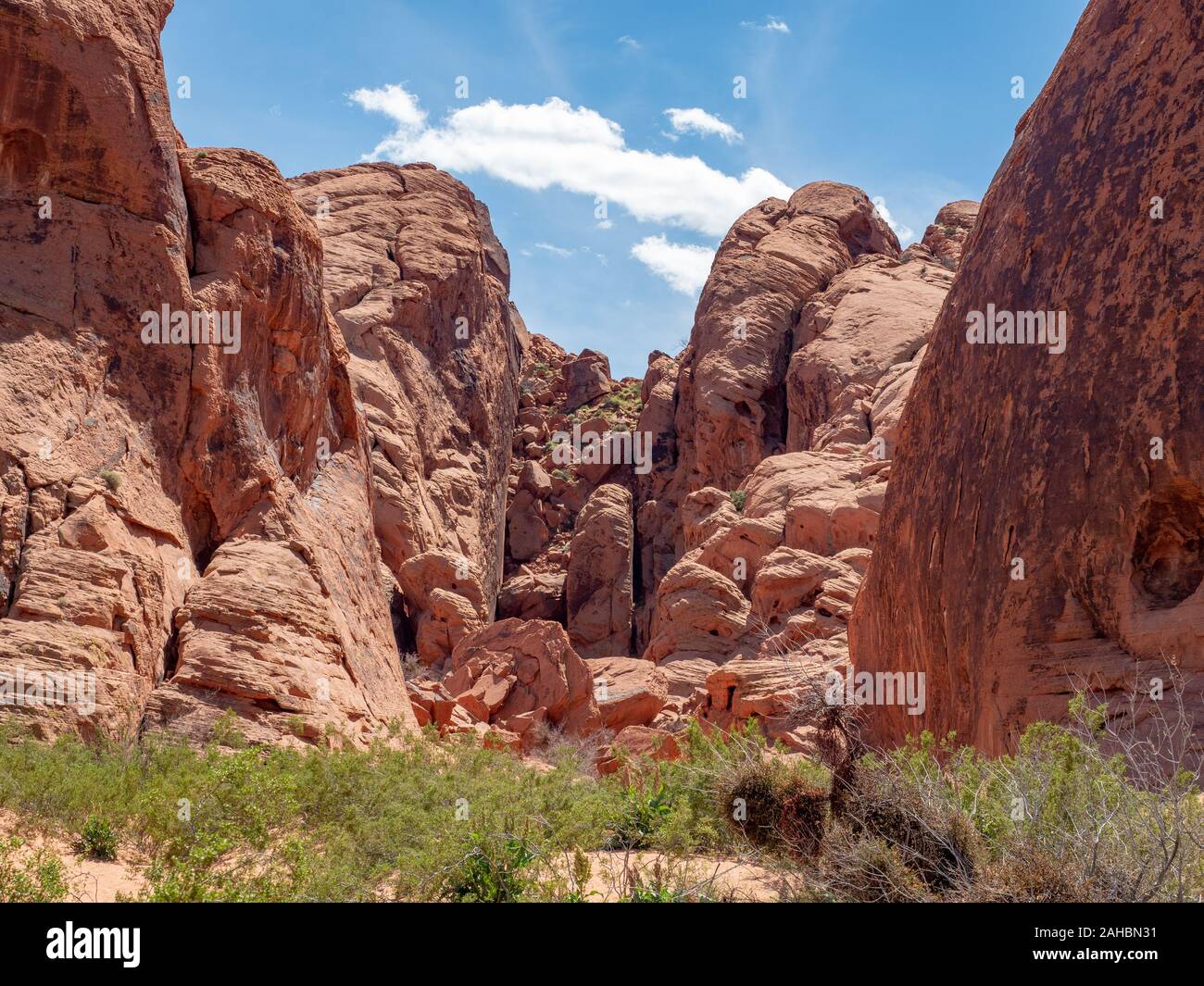 Atlatl Rock, Vallée de Feu Park, Nevada, près de Las Vegas, journée de printemps ensoleillée, USA Banque D'Images