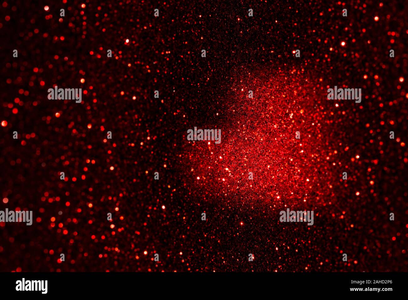 Fond rouge brillant avec forme de coeur, coeur rouge saint valentin, modèle de Jour de Valentines Banque D'Images