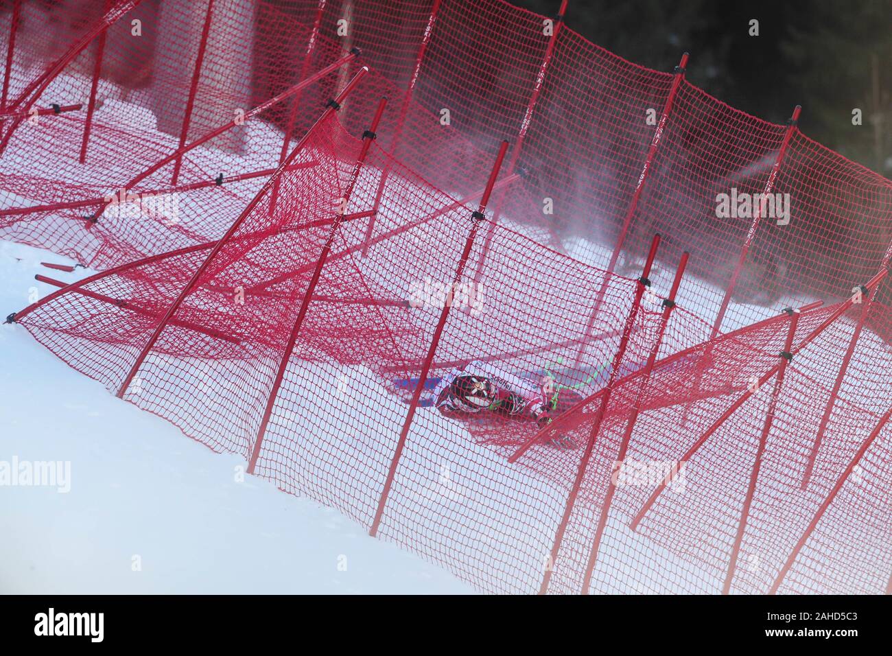 Bormio, Italie. 28 Dec, 2019), Hannes reichelt (AUT) chute accidentduring AUDI FIS World Cup 2019 - Men's downhill, Ski à Bormio, Italie, 28 décembre 2019 - LPS/crédit : Sergio Sergio Bisi Bisi/fil LPS/ZUMA/Alamy Live News Banque D'Images