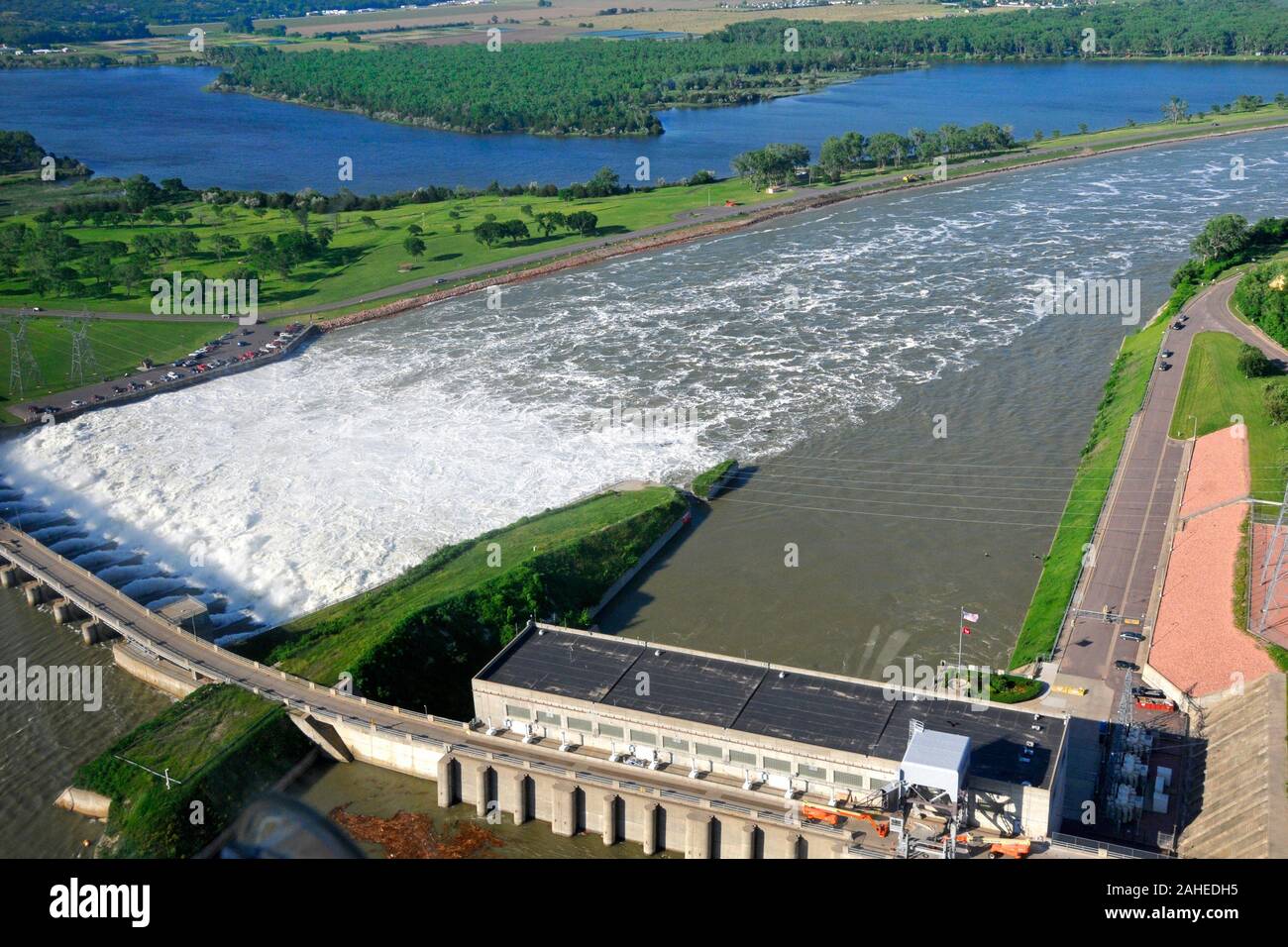 Photos aériennes de la rivière Missouri inondation à Sioux City, Iowa, South Sioux City, Nebraska, Dakota Dunes, et le Dakota du Sud, le 8 juin 2011. Des digues ont été construites près des maisons pour empêcher l'inondation de la rivière Missouri propriétés. Banque D'Images