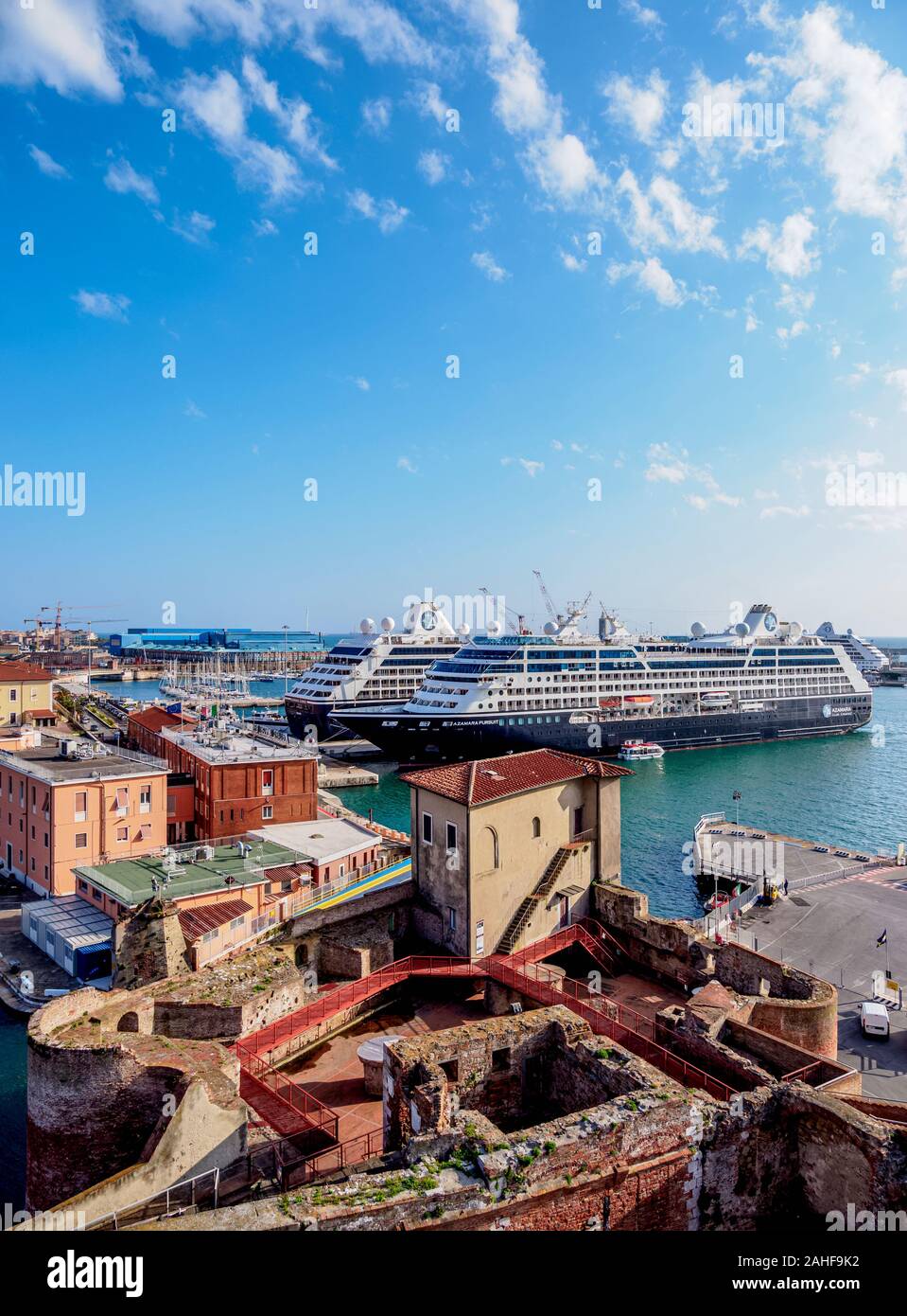 Bateaux dans le port de Livourne, Toscane, Italie Banque D'Images