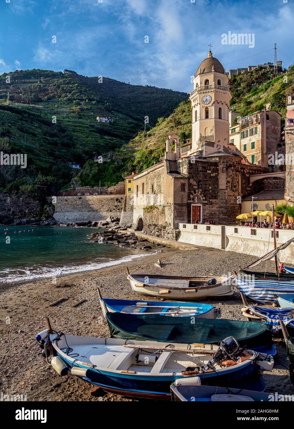 L'église de Santa Margherita di Antiochia, Vernazza, Cinque Terre, UNESCO World Heritage Site, ligurie, italie Banque D'Images