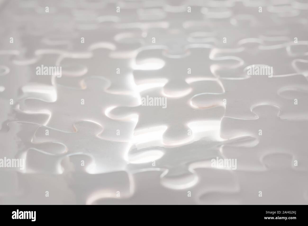 S'effondrer puzzle blanc marbre de lacunes. Selective focus Banque D'Images