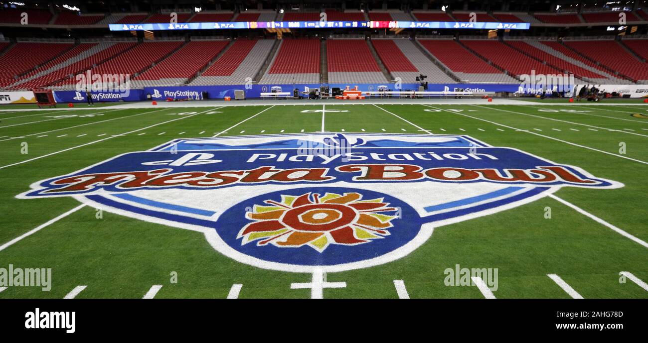 Une vue de la ferme d'Etat terrain du stade de l'Ohio State Buckeye's vs le Clemson Tigers pour la demi-finale de football universitaire au Fiesta Bowl Samedi, 28 décembre 2019 à Glendale (Arizona). Photo par Aaron Josefczyk/UPI Banque D'Images