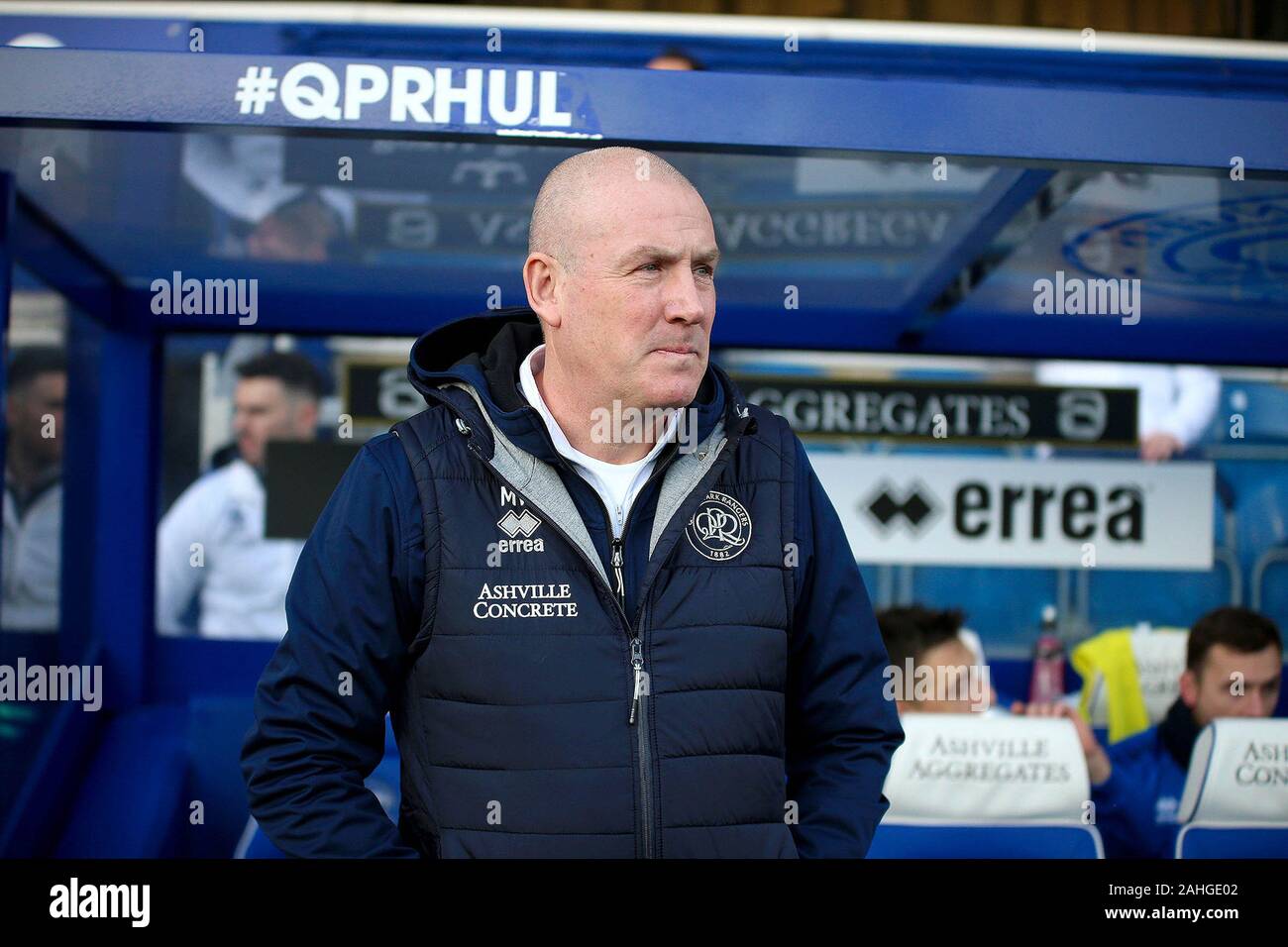 Mark Warburton, le manager de Queens Park Rangers pendant EFL Skybet match de championnat, Queens Park Rangers v Hull City à la Fondation Prince Kiyan, stade Loftus Road à Londres le dimanche 29 décembre 2019. Cette image ne peut être utilisé qu'à des fins rédactionnelles. Usage éditorial uniquement, licence requise pour un usage commercial. Aucune utilisation de pari, de jeux ou d'un seul club/ligue/dvd publications. Photos par Tom Smeeth/Andrew Orchard la photographie de sport/Alamy live news Crédit : Andrew Orchard la photographie de sport/Alamy Live News Banque D'Images