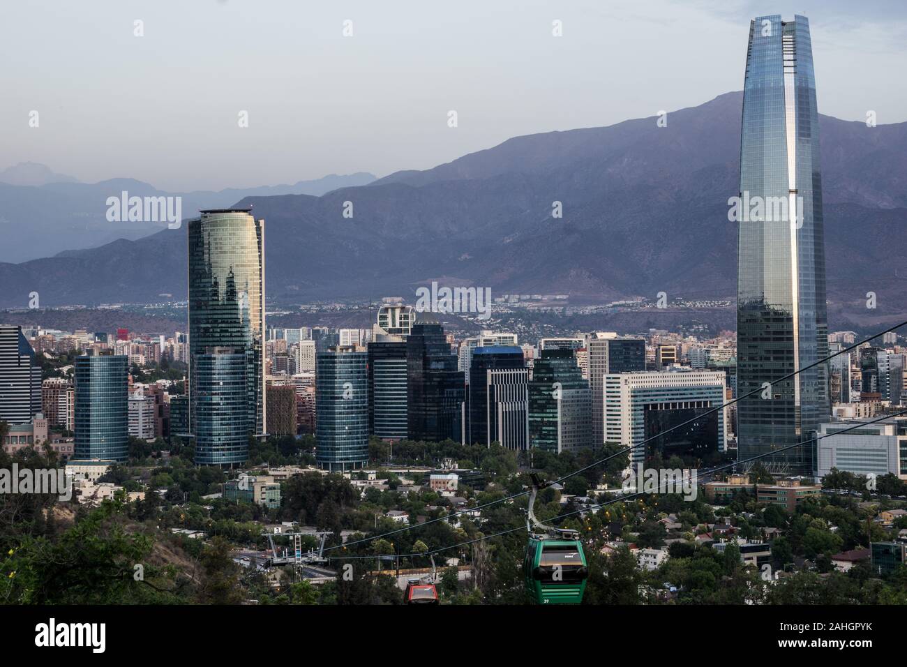 Vue sur le centre financier de Santiago du Chili Banque D'Images