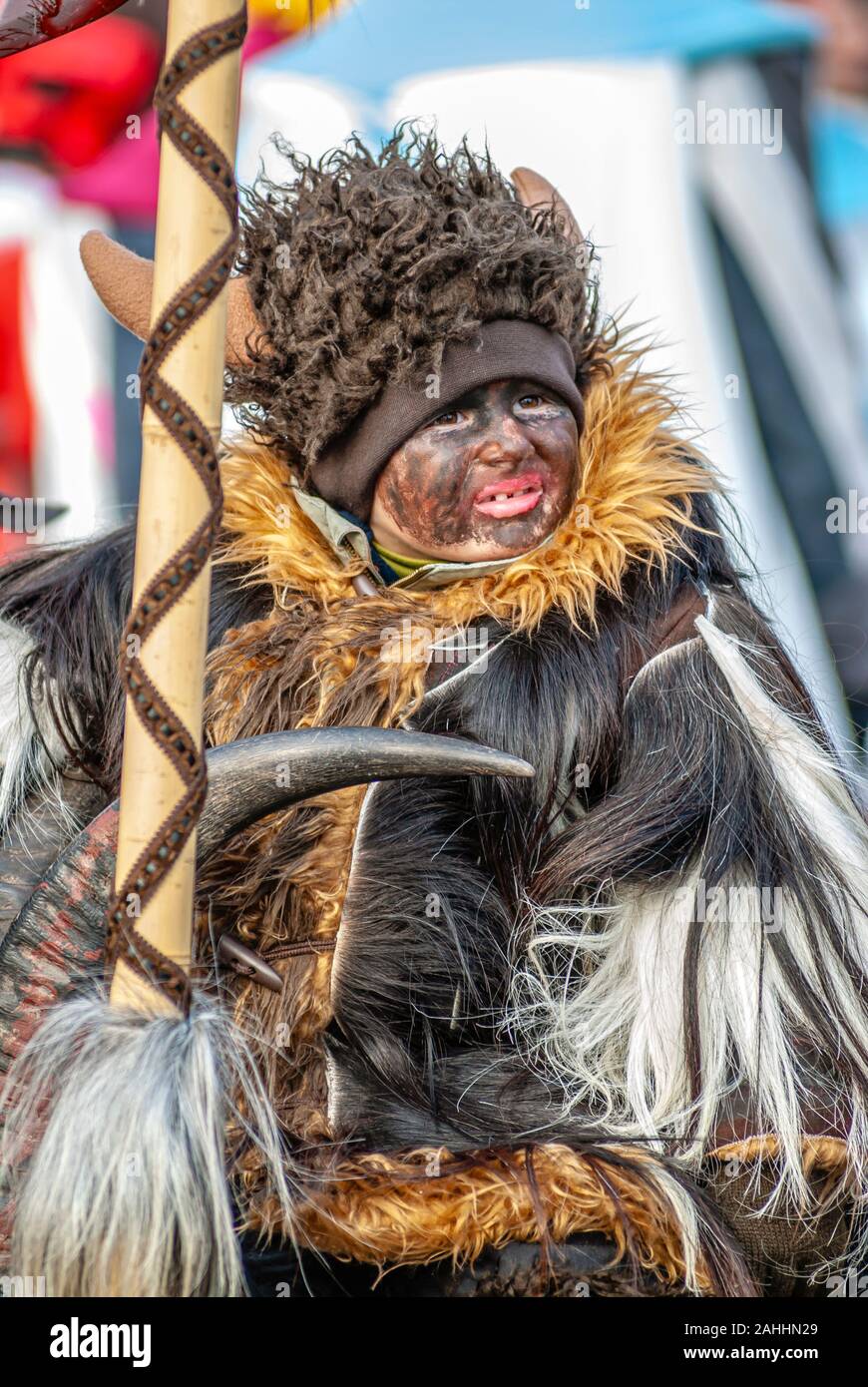 Bébé habillé dans un costume de carnaval pour le carnaval de Lucerne, Suisse Banque D'Images