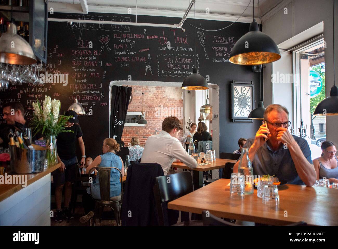 Restaurant Di Trevi dans Aurakatu street dans le centre-ville de Turku, Finlande Banque D'Images