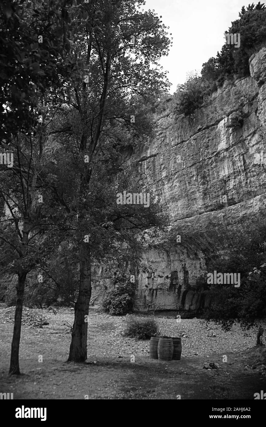 Gorges de la rivière cesse, Minerve, Hérault, Occitanie, France. Version noir et blanc Banque D'Images