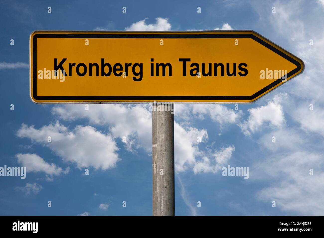 Photo détail d'un panneau avec l'inscription Kronberg im Taunus, Hesse, Germany, Europe Banque D'Images