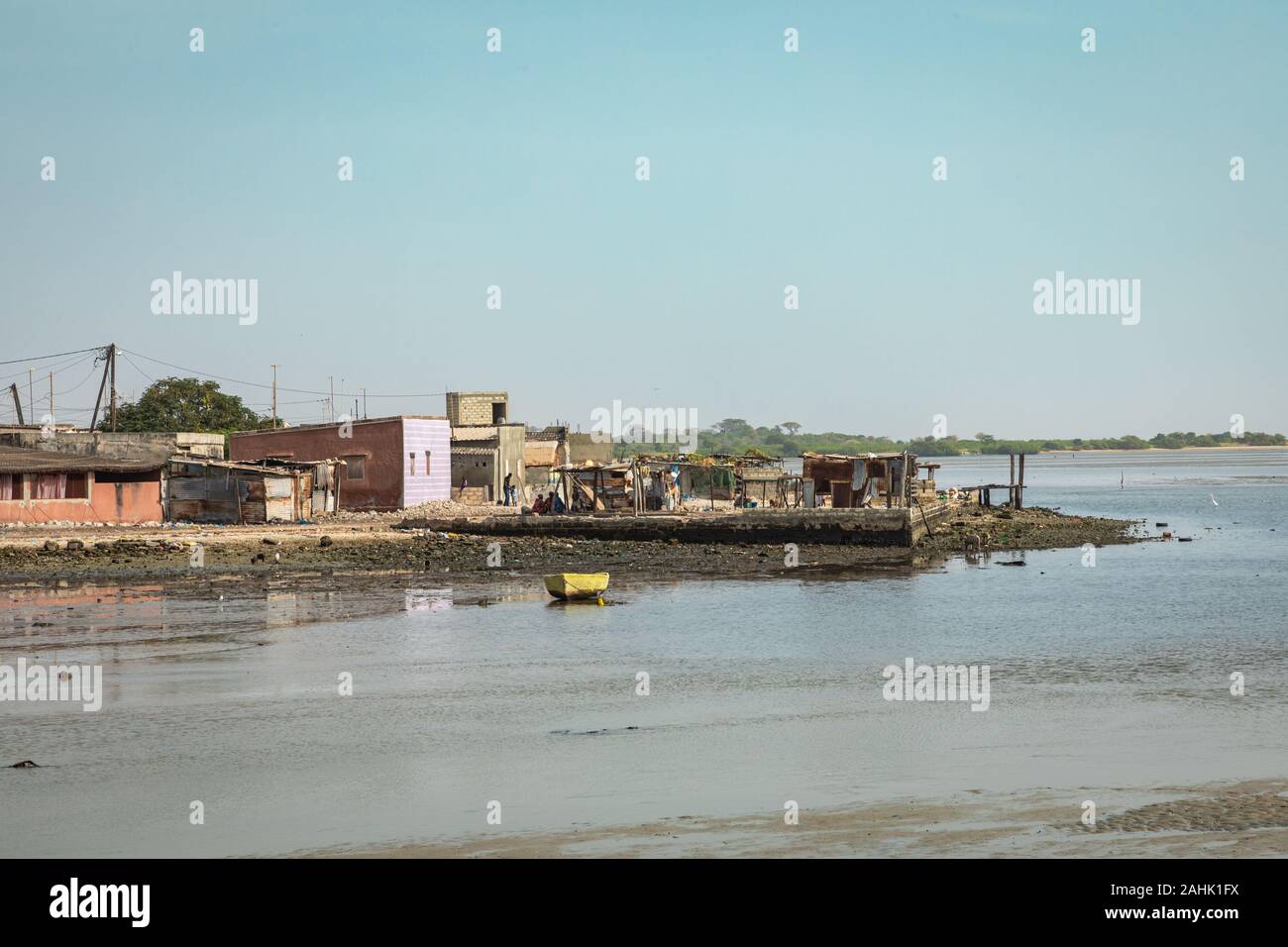 JOAL-FADIOUTH, SÉNÉGAL - novembre15, 2019 : vue sur l'île historique Fadiauth. Le Sénégal. L'Afrique de l'Ouest. Banque D'Images
