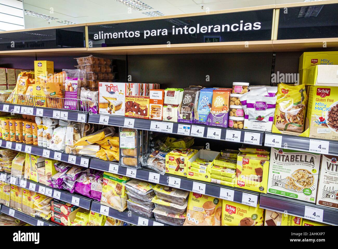 Tarragone Espagne hispanique Catalogne El Corte Inglés,grand magasin,intérieur,supermarché,épicerie,produits de spécialité intolérances alimentaires,disp Banque D'Images