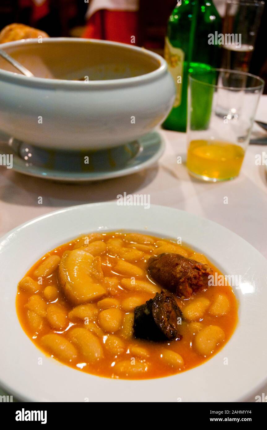 Fabada Asturiana. Les Asturies, Espagne. Banque D'Images