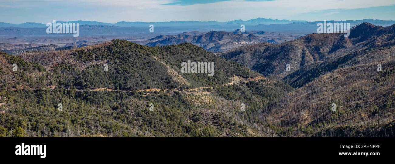 Voir à partir de la Rt. 152 Montagnes Mimbres, Nouveau Mexique Banque D'Images