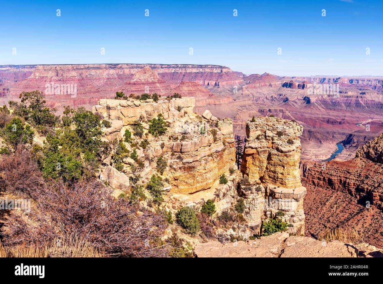 Une vue panoramique sur les montagnes de Grand Canyon vu de Moran Point Banque D'Images