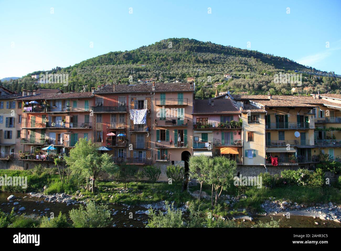 Le Village de Sospel, Vieille Ville, vallée de la Roya, Alpes-Maritimes, Côte d'Azur, Provence, France, Europe Banque D'Images