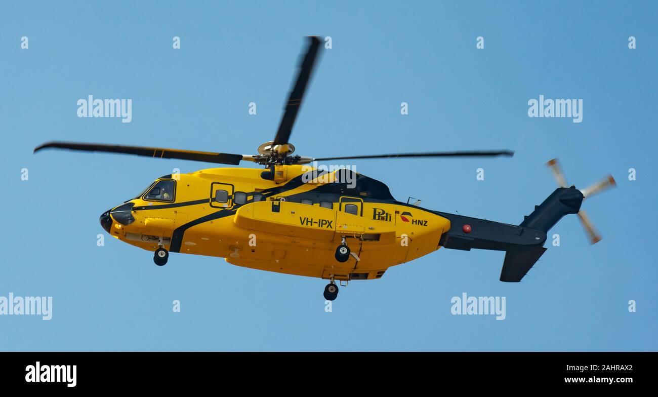Sikorsky S-92A Helibus hélicoptère sur l'aéroport de Broome, Australie occidentale Banque D'Images Sikorsky S-92A Helibus hélicoptère sur l'aéroport de Broome, Australie occidentale Banque D'Images
