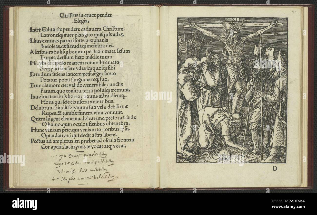 Albrecht Dürer. La Petite Passion sur bois. 1511. L'Allemagne. La typographie et la gravure sur bois en noir, avec des ajouts à la plume et encre brune sur papier vergé crème, en plein veau rouge moderne, cousus sur des bandes, avec des filets aveugles autour des bords des conseils scolaires, des lignes et de l'or aveugle de titres de propriété sur la colonne vertébrale, et bandeaux de soie cousus à la main en face de la gravure sur bois de Dürer La Crucifixion (folio C viii verso), un spectateur du xvie siècle polis à la sur cette événement sacré. Il inscrit plusieurs lignes personnaliser son expérience de l'imprimer sous le moine du texte Cheledonius Benoît, où il y avait place à Cruce pendentem / rog Banque D'Images