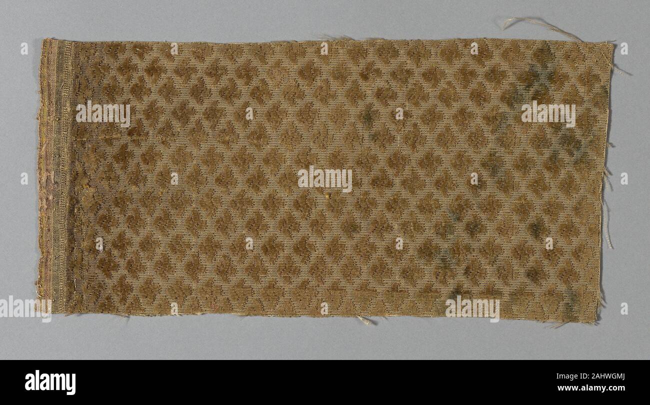 (Fragment de tissu). 1601-1700. L'Italie. Vert pâle rep rez ; allover fleur-de-leys design en velours coupé vert Banque D'Images