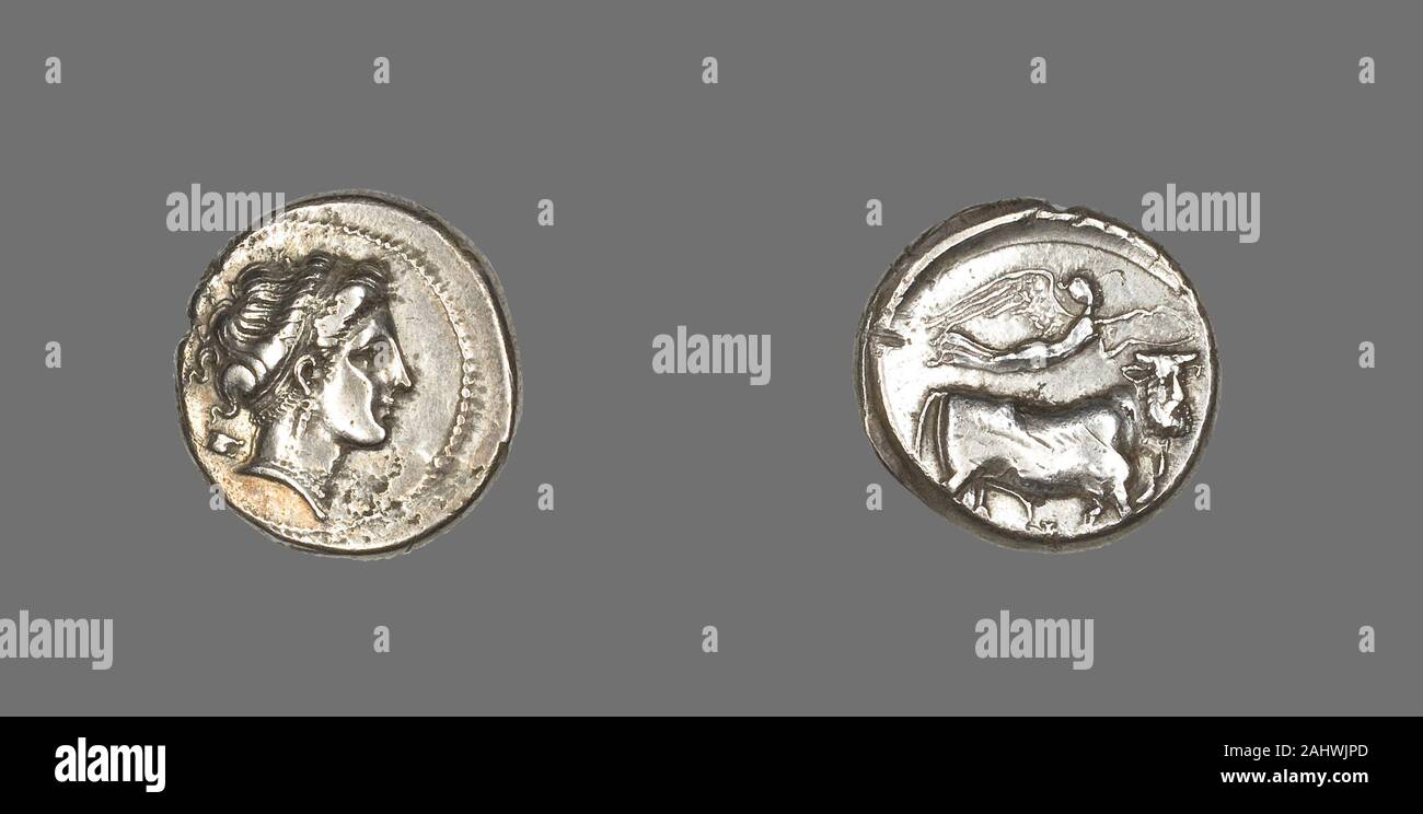 Le grec ancien. Stater Coin représentant la nymphe Parthenope. 325-241 av. J.-C.-B. Naples. Silver Banque D'Images