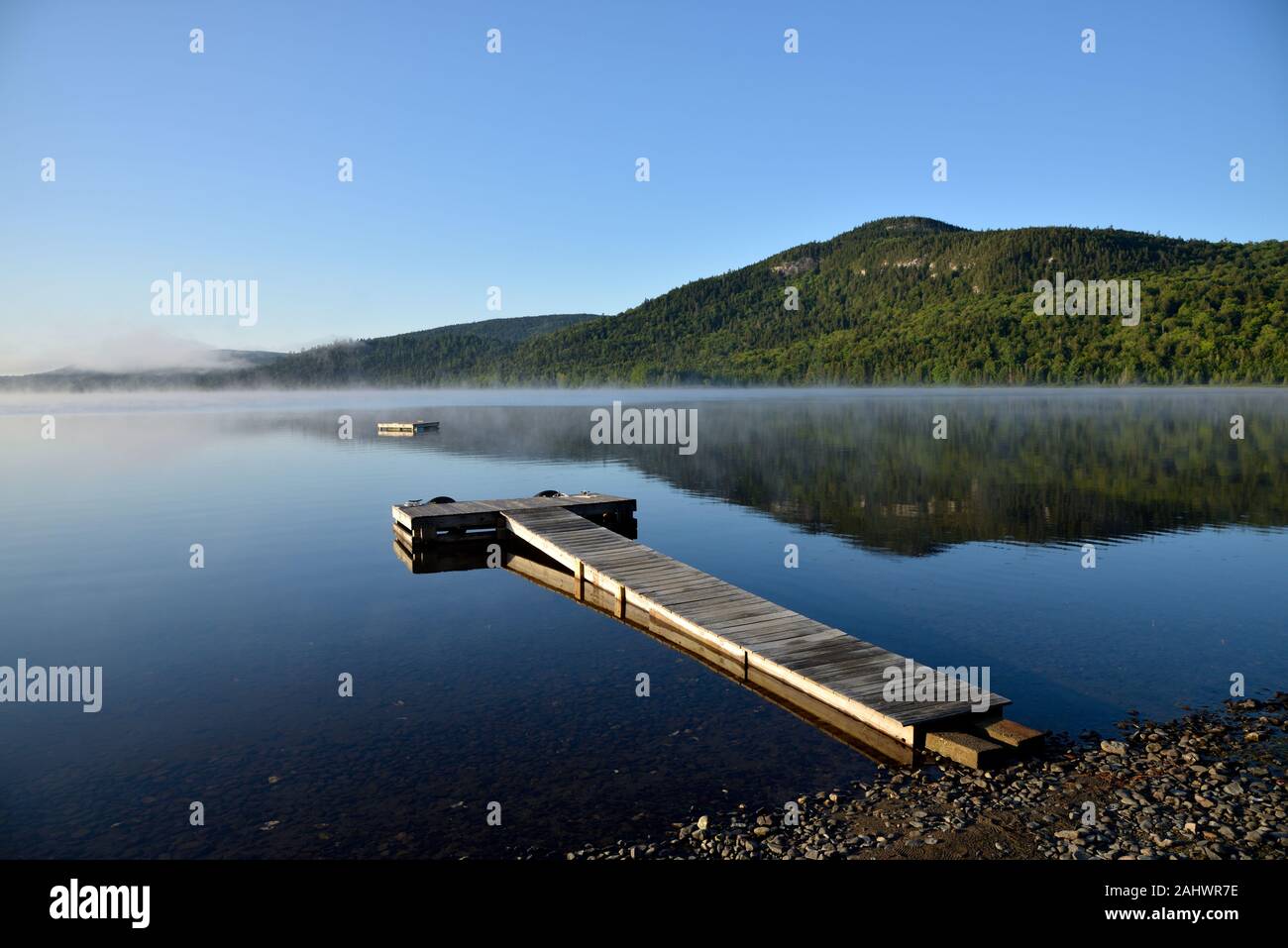 Landing Stage, Nahmakanta Nahmakanta, Lac, réserve foncière publique du comté de Piscataquis, Maine, USA Banque D'Images