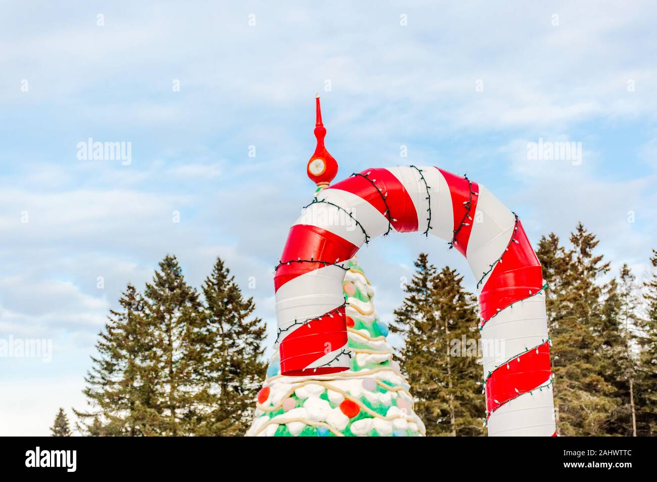Décoration de Noël dans le village du Père Noël au Québec, Canada Photo  Stock - Alamy