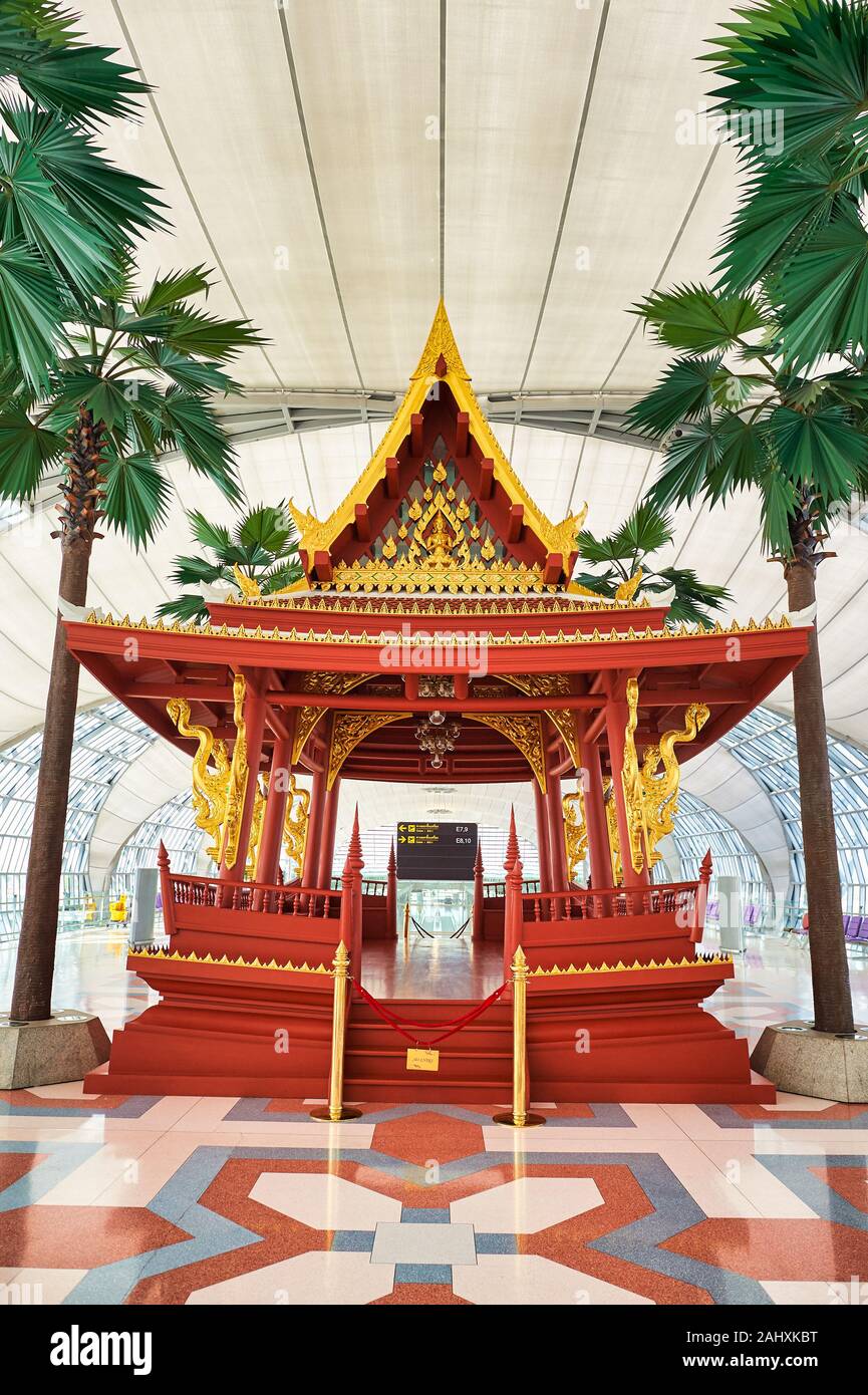 BANGKOK, THAÏLANDE - circa 2015, juin : interior shot de l'aéroport de Suvarnabhumi. Banque D'Images