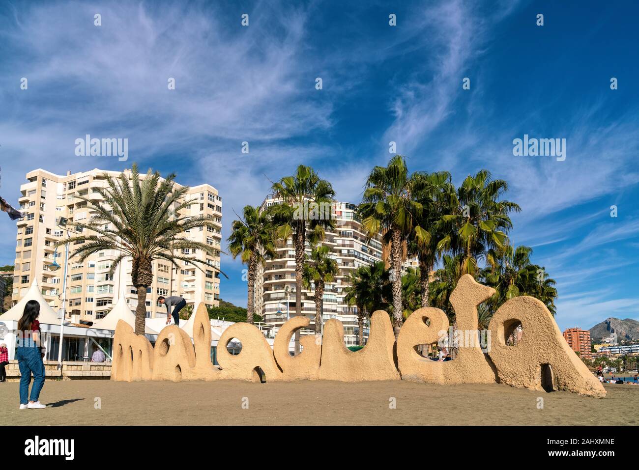 25 Décembre 2019 - Malaga, Espagne. La plage de Malagueta à Malaga situé dans la Costa del Sol, Espagne. Banque D'Images